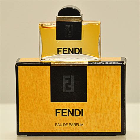 profumo fendi anni 80|fendi fragrance.